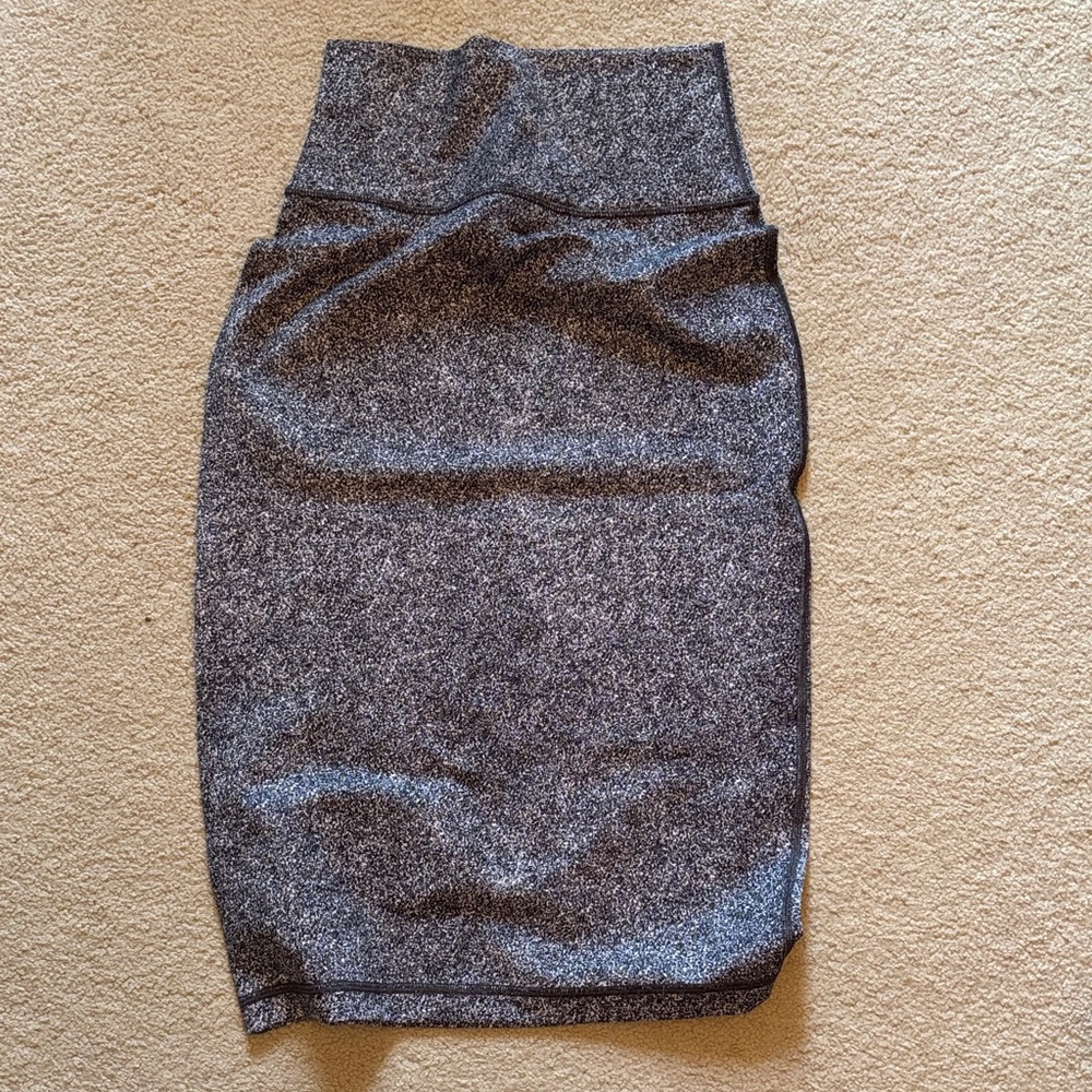 NWOT Lululemon High-Waist Pencil Skirt in Bluish/Gray Pattern